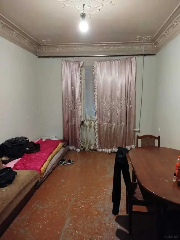 Satılır 2 otaqlı mənzil 70 m²