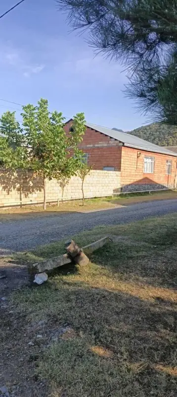 Satılır 4 otaqlı həyət evi 124 m²