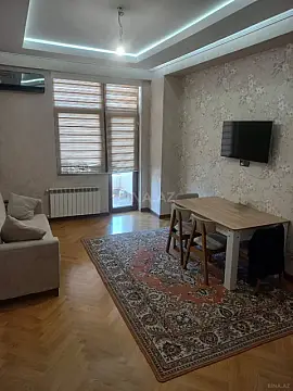 Kirayə verilir 1 otaqlı mənzil 70 m² — Bakı, Əhmədli 1 otaq 70.00 m²