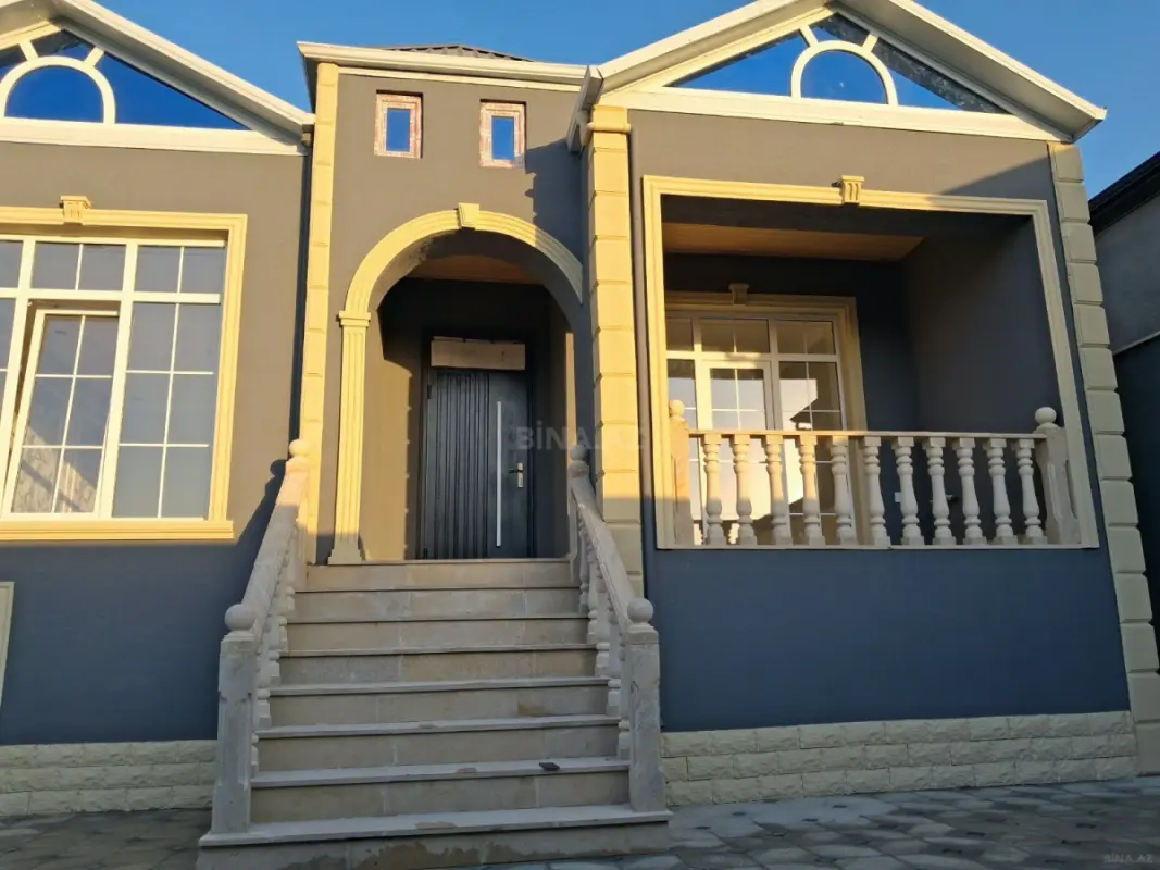 Satılır 4 otaqlı həyət evi 125 m²