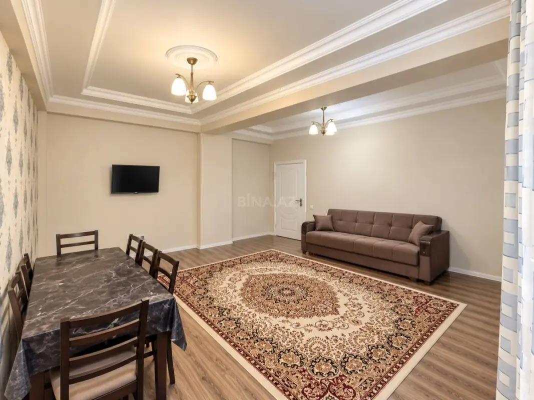 Satılır 2 otaqlı mənzil 91.5 m²