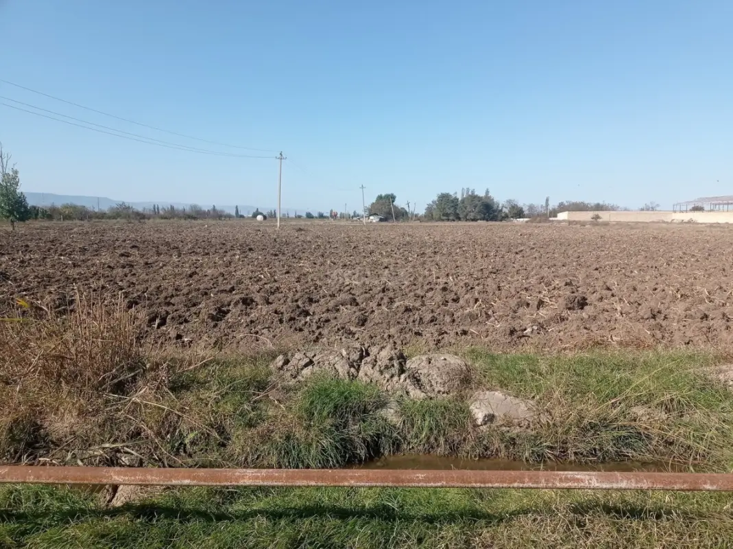 Satılır torpaq sahəsi 27 m²