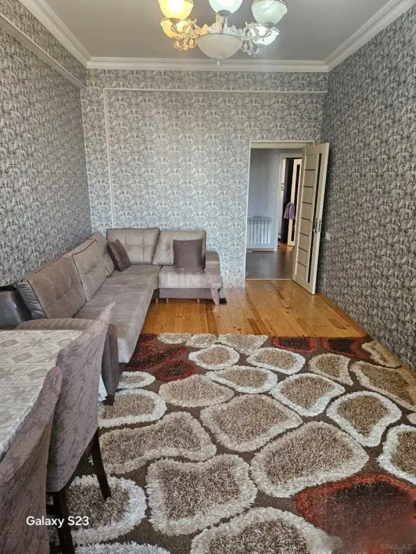 Satılır 2 otaqlı mənzil 74 m²