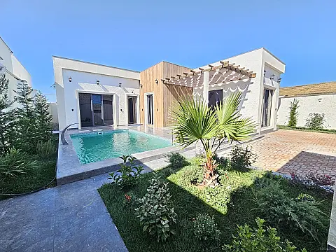 Satılır 4 otaqlı həyət evi 160 m² — Bakı, Şüvəlan 4 otaq 160.00 m²