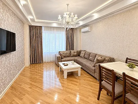 Kirayə verilir 2 otaqlı mənzil 75 m² — Bakı, Xətai 2 otaq 75.00 m²