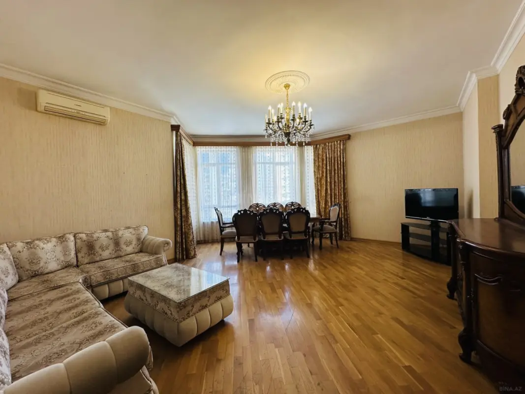 Kirayə verilir 3 otaqlı mənzil 125 m²