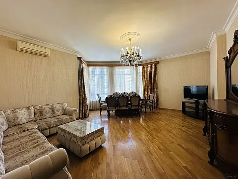 Kirayə verilir 3 otaqlı mənzil 125 m² — Bakı 3 otaq 125.00 m²