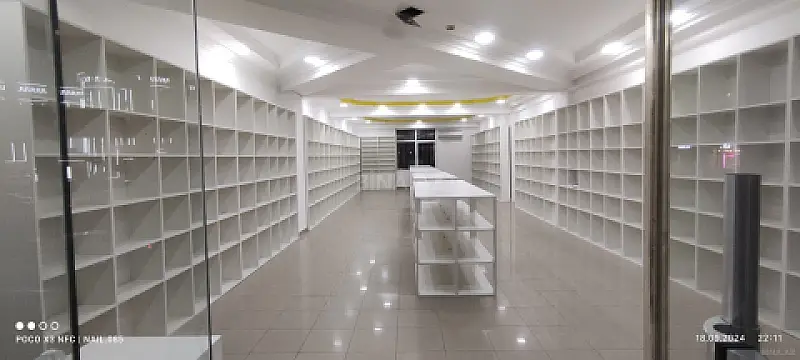 Kirayə verilir obyekt 102 m² — Bakı 102.00 m²