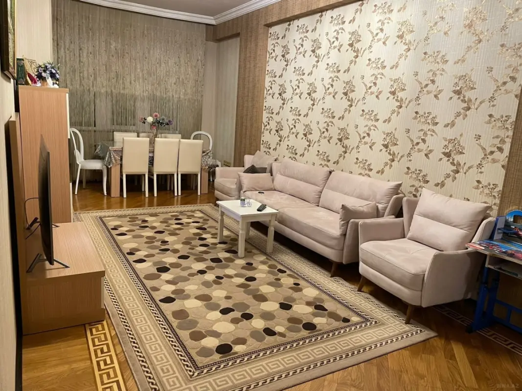 Satılır 2 otaqlı mənzil 100 m²