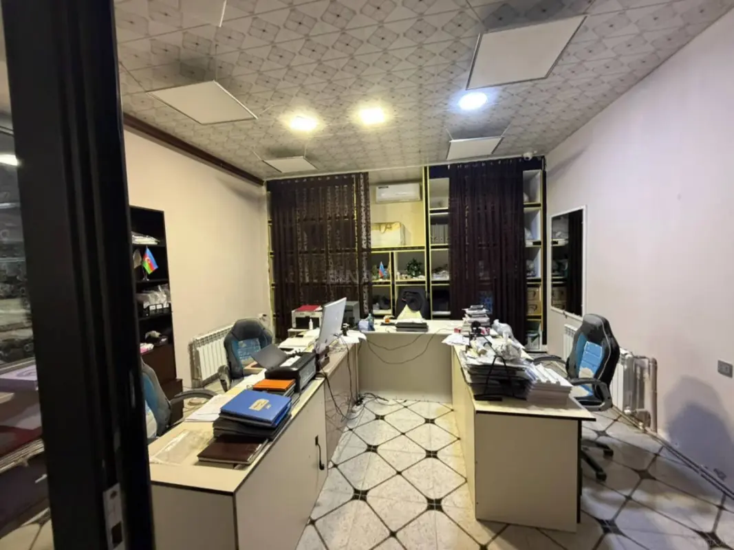 Kirayə verilir obyekt 1700 m²