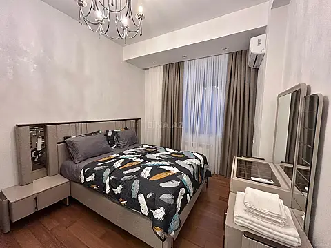 Kirayə verilir 2 otaqlı mənzil 80 m² — Bakı 2 otaq 80.00 m²