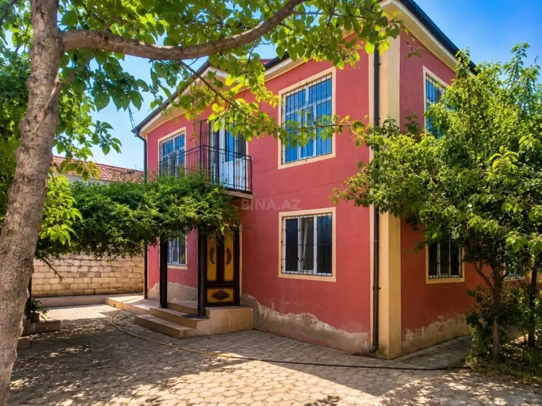 Satılır 5 otaqlı həyət evi 120 m²