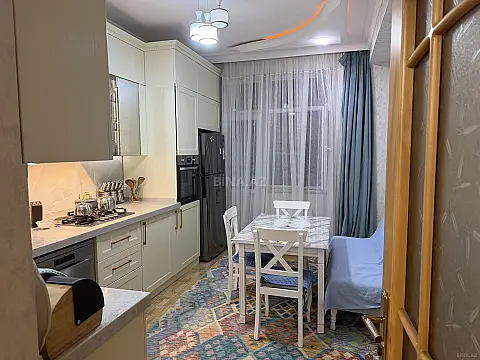Satılır 3 otaqlı mənzil 120 m² — Bakı 3 otaq 120.00 m²