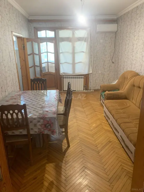 Kirayə verilir 2 otaqlı mənzil 45 m²