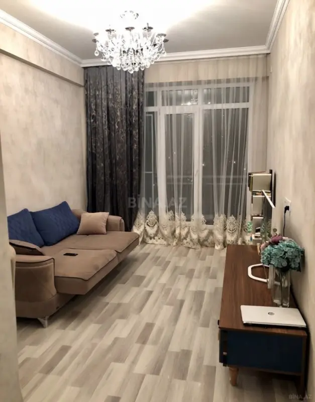 Kirayə verilir 2 otaqlı mənzil 45 m²