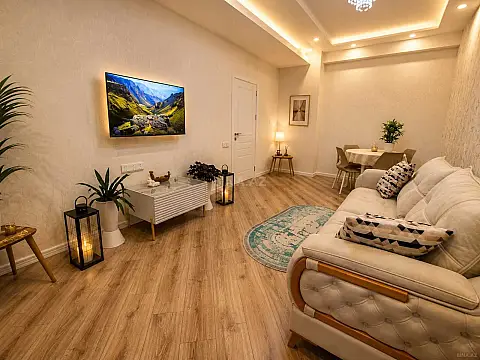 Kirayə verilir 2 otaqlı mənzil 75 m² — Bakı, Səbail 2 otaq 75.00 m²