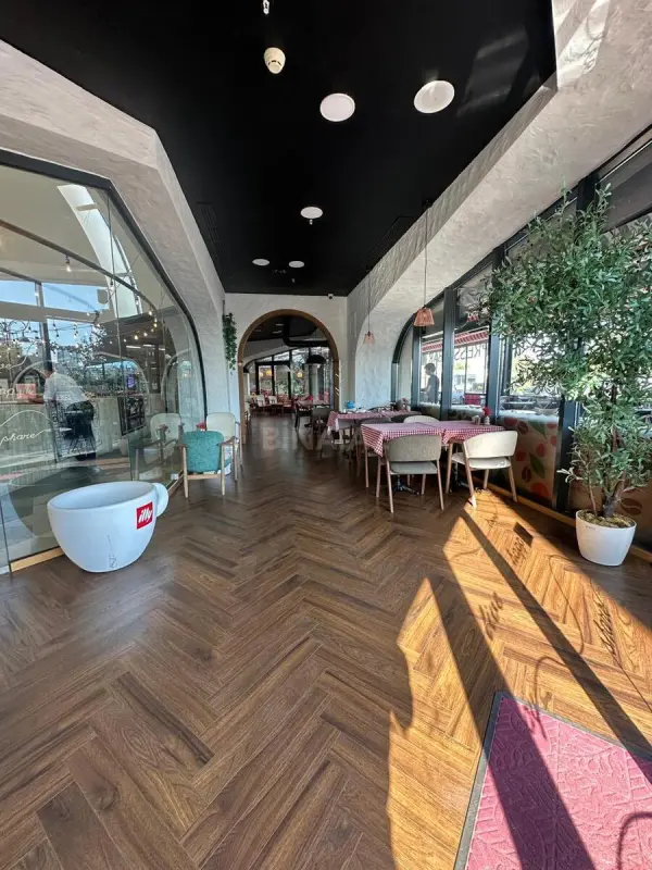 Kirayə verilir obyekt 380 m²