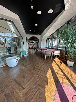 Kirayə verilir obyekt 380 m² — Bakı 380.00 m²