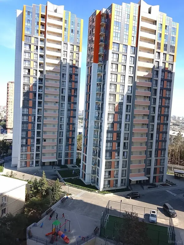 Kirayə verilir 2 otaqlı mənzil 68 m²