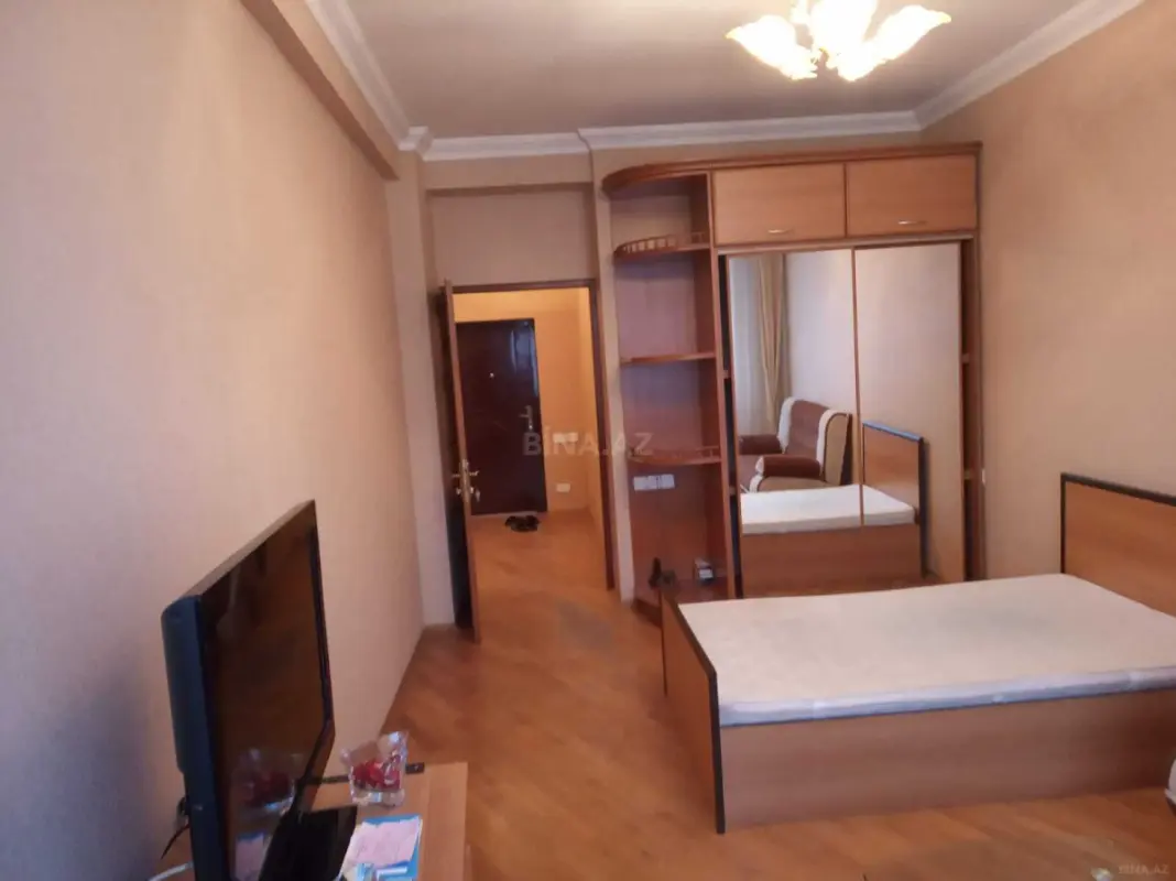 Kirayə verilir 1 otaqlı mənzil 62 m²