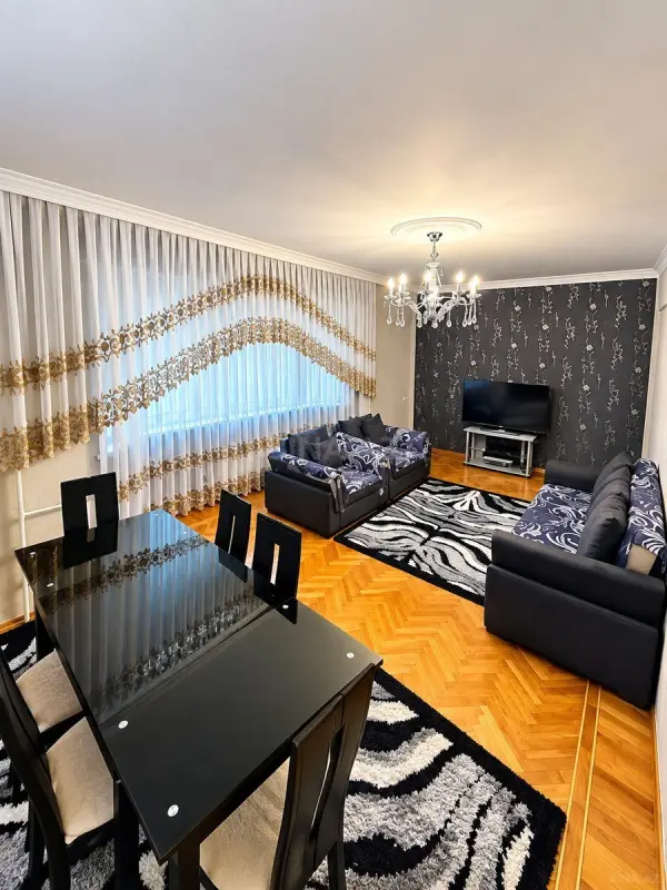 Kirayə verilir 3 otaqlı mənzil 80 m²