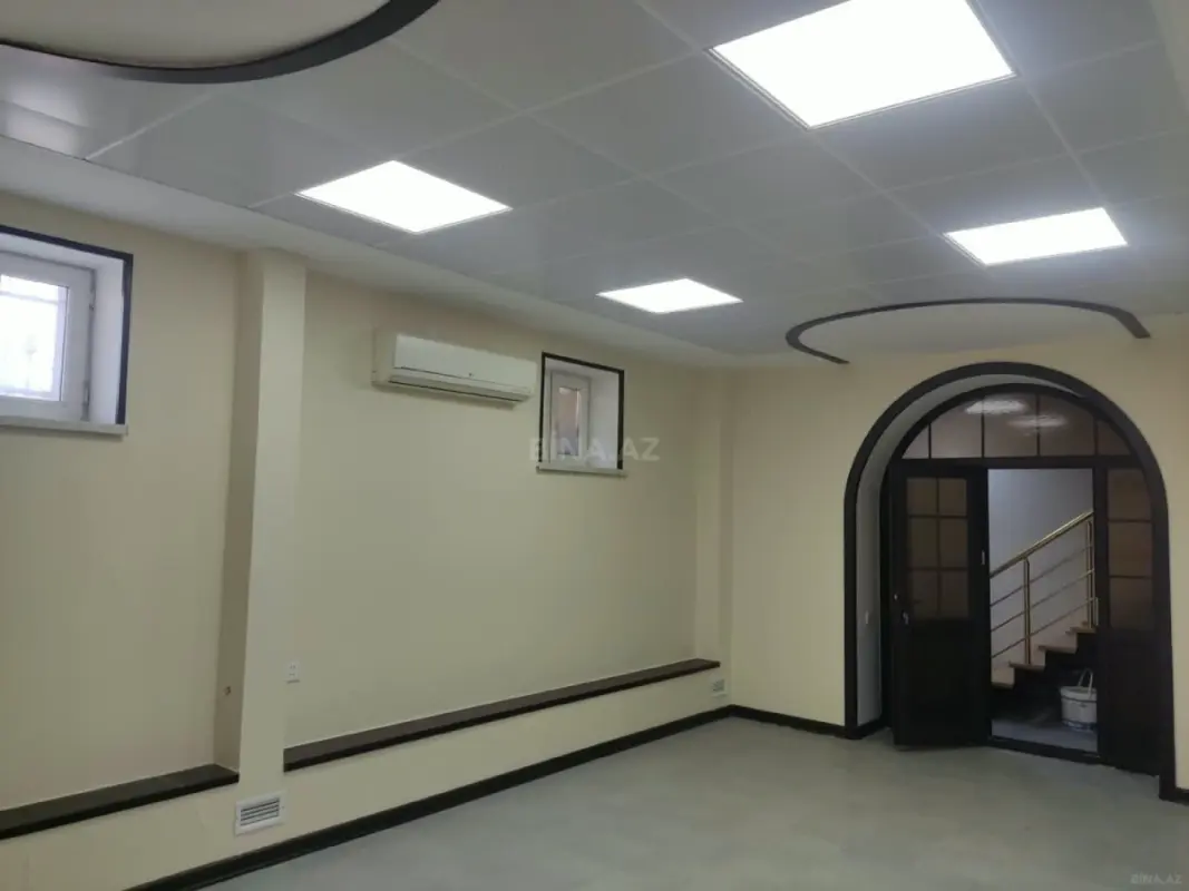 Kirayə verilir 3 otaqlı ofis 80 m²
