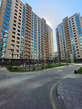 Kirayə verilir 3 otaqlı mənzil 120 m² — Bakı 3 otaq 120.00 m²