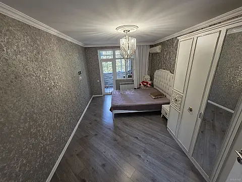 Satılır 3 otaqlı mənzil 70 m² — Bakı 3 otaq 70.00 m²