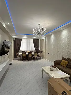 Satılır 4 otaqlı mənzil 137 m² — Bakı, Həzi Aslanov qəs. 4 otaq 137.00 m²