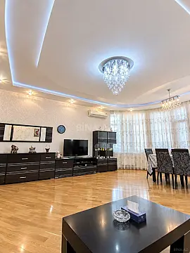 Kirayə verilir 2 otaqlı mənzil 100 m² — Bakı 2 otaq 100.00 m²