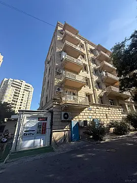 Satılır 4 otaqlı mənzil 80 m² — Bakı 4 otaq 80.00 m²