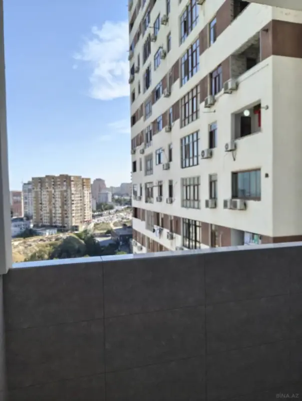 Kirayə verilir 5 otaqlı mənzil 170 m²