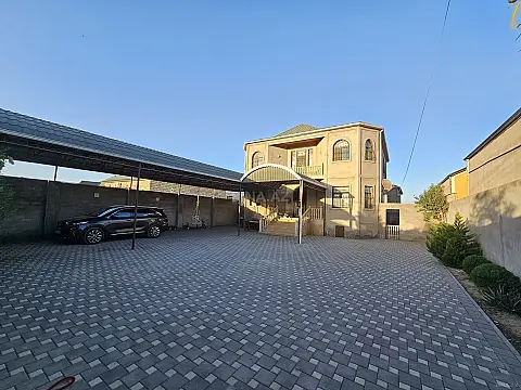 Satılır 7 otaqlı həyət evi 280 m² — Bakı 7 otaq 280.00 m²