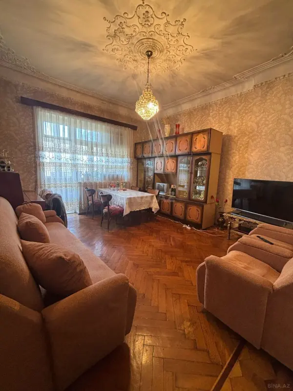 Satılır 3 otaqlı mənzil 95 m²