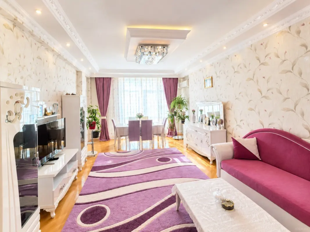 Satılır 3 otaqlı mənzil 125 m²