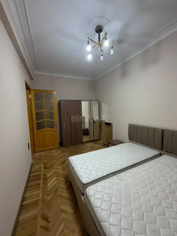 Kirayə verilir 3 otaqlı mənzil 80 m²