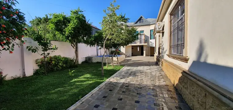 Satılır 7 otaqlı həyət evi 340 m² — Bakı, Bakıxanov 7 otaq 340.00 m²