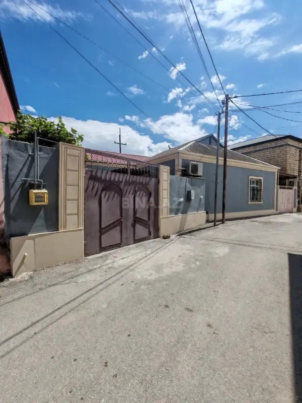 Satılır 4 otaqlı həyət evi 114 m²
