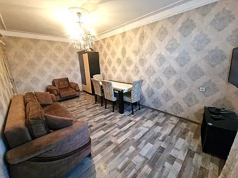 Kirayə verilir 3 otaqlı mənzil 75 m² — Bakı, Yeni Günəşli 3 otaq 75.00 m²