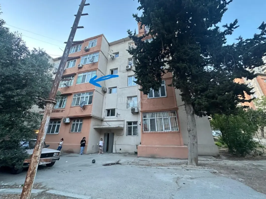 Satılır 3 otaqlı mənzil 50 m²
