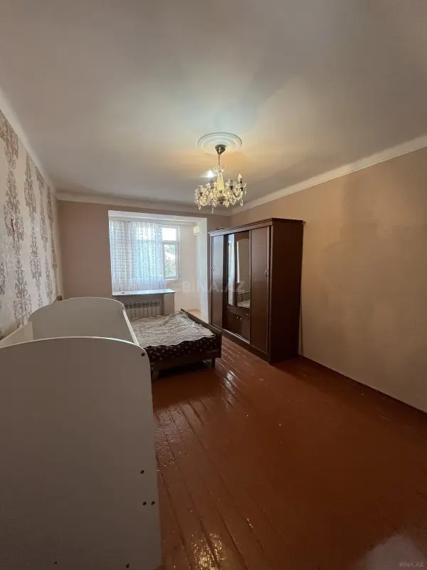 Satılır 1 otaqlı mənzil 40 m²