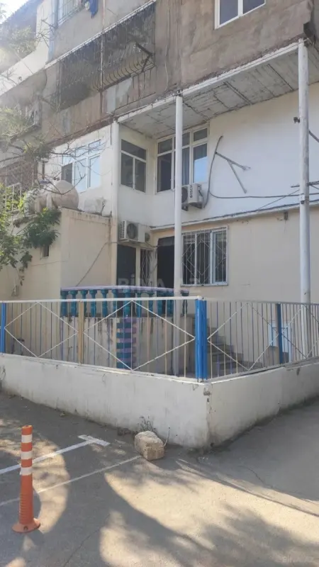 Kirayə verilir 3 otaqlı ofis 85 m²