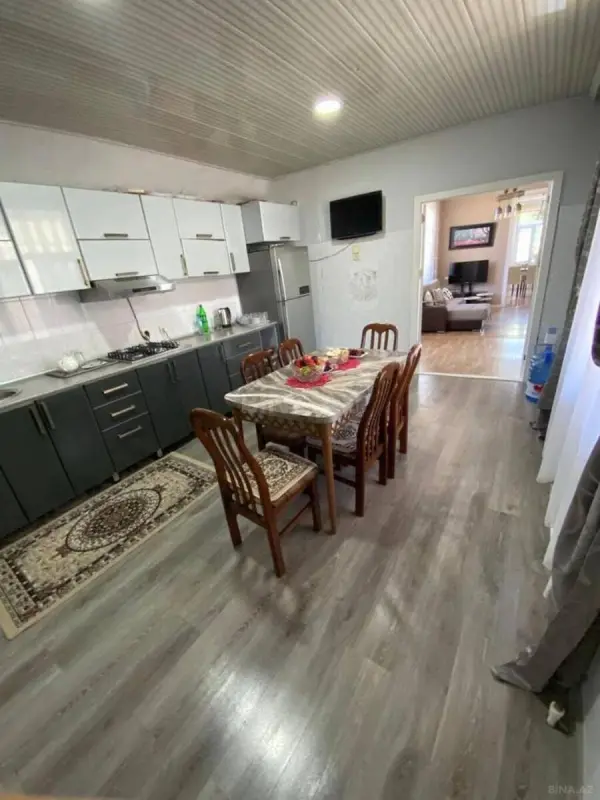 Kirayə verilir 2 otaqlı həyət evi 70 m²