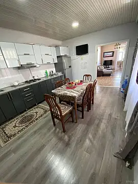 Kirayə verilir 2 otaqlı həyət evi 70 m² — Bakı, Bakıxanov 2 otaq 70.00 m²