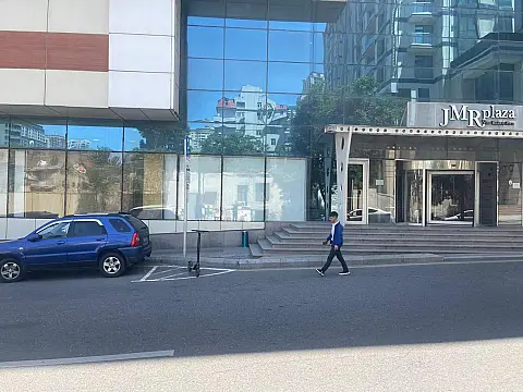 Kirayə verilir obyekt 100 m² — Bakı 100.00 m²