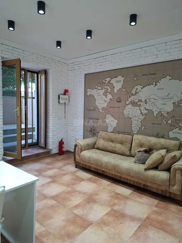 Kirayə verilir 2 otaqlı ofis 55 m²