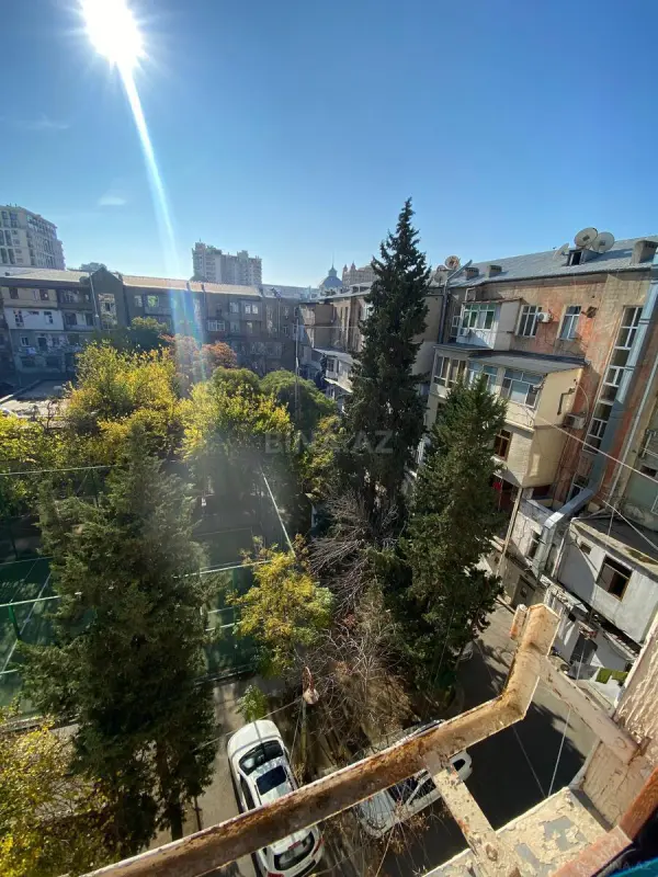 Kirayə verilir 2 otaqlı mənzil 5 m²