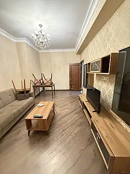 Kirayə verilir 2 otaqlı mənzil 70 m² — Bakı 2 otaq 70.00 m²