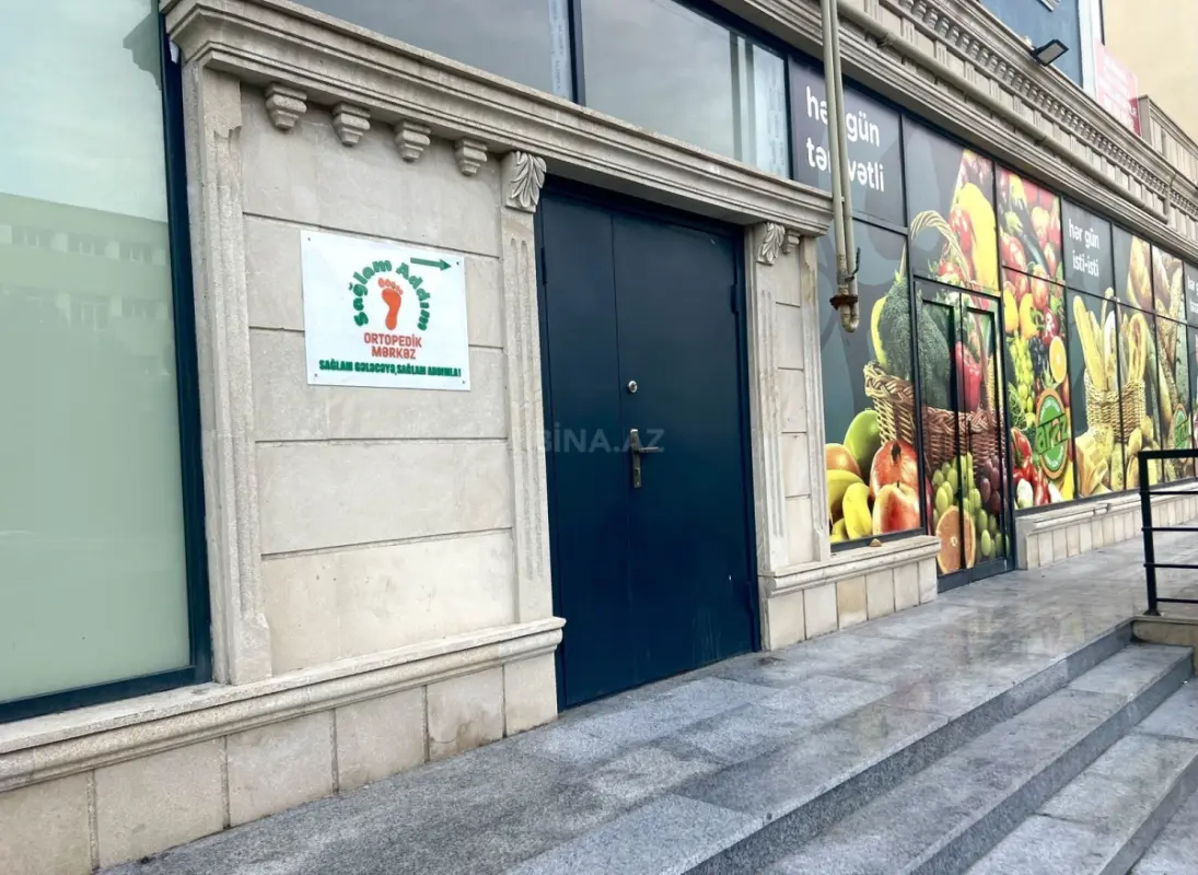 Kirayə verilir 10 otaqlı mənzil 470 m²