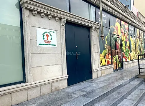Kirayə verilir 10 otaqlı mənzil 470 m² — Bakı 10 otaq 470.00 m²